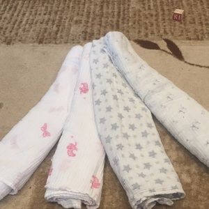 Aden and anais swaddle blanket set of 4